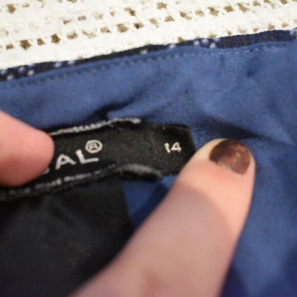 Vintage Tribal blue patterned skirt - Picture 8 of 8